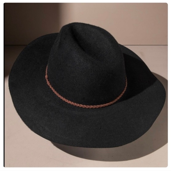 Wool Felt Wide Brim Panama Hat W/ Suede Braided Ribbon Accent✨️ - Picture 3 of 5